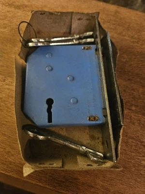 Lock Door 3 Lever Vintage 3 Keys - Image 1 of 4