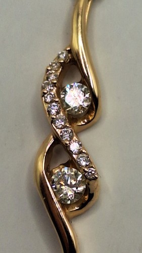 14k gold diamond pendant with chain