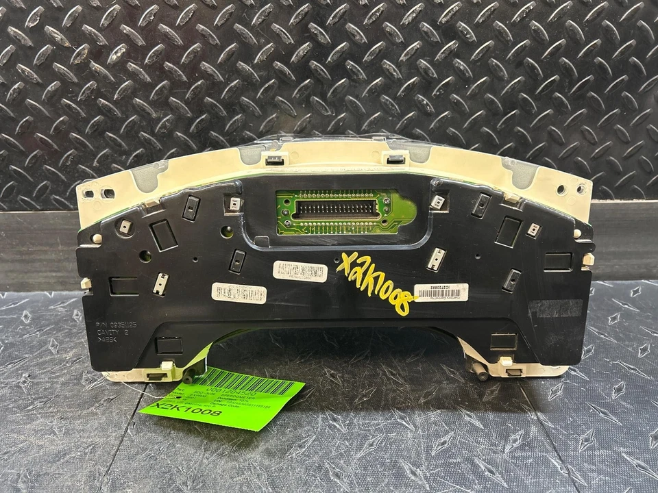 01-02 EXPRESS3500 Speedometer 15769924 US gasoline *CRACKED LENS* — 第 4/4 张图片