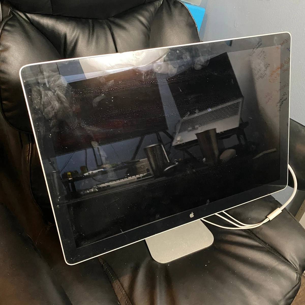 Apple Cinema Display 23 in-24.9 in Screen Computer Monitors for