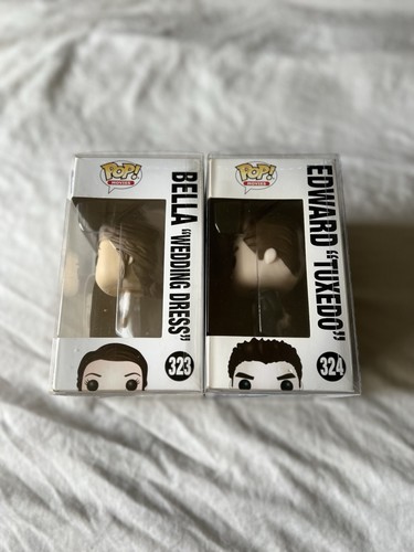 Funko Pop - Twilight Saga - Bella Swan & Edward Cullen Wedding. #323 & #324 - Picture 8 of 11