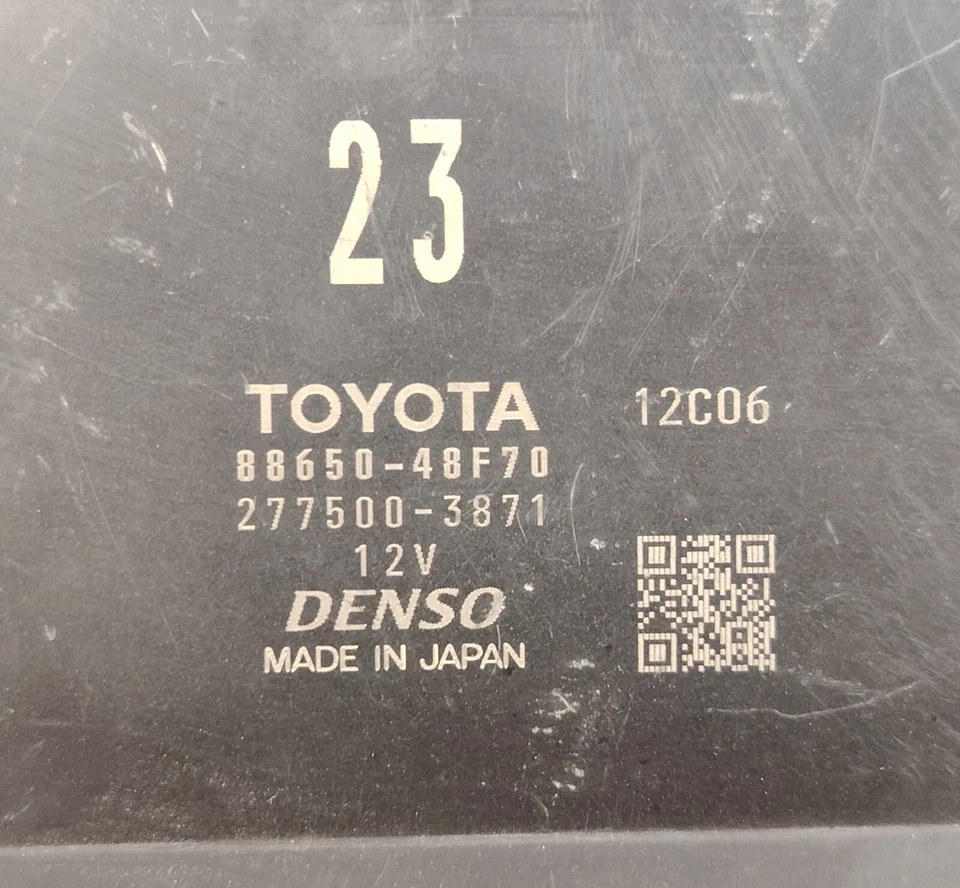 Módulo de control climático amplificador CA 19 21 LEXUS RX200T RX300 RX450H 8865048F70 Foto 2 de 4