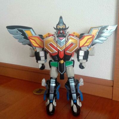 Power Rangers Mystic Force Magiranger DX MagiKing Titan Megazord