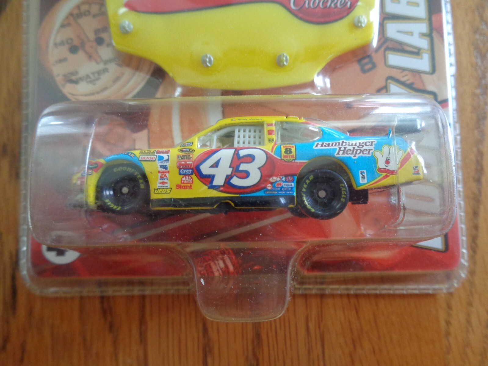 Picture 3 of 6