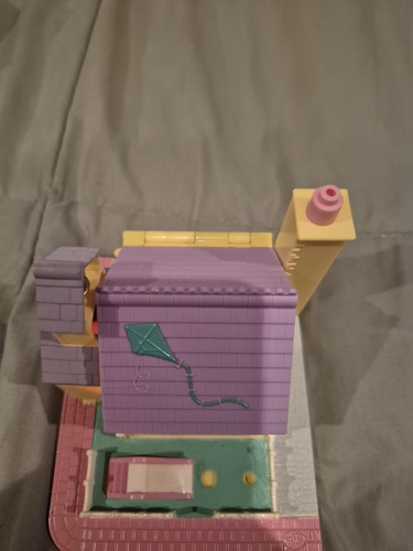 Vintage 93 BlueBird Polly Pocket SCHOOLHOUSE Illuminazione PlaySet 4 Figure COMPLETO - Foto 2 di 7