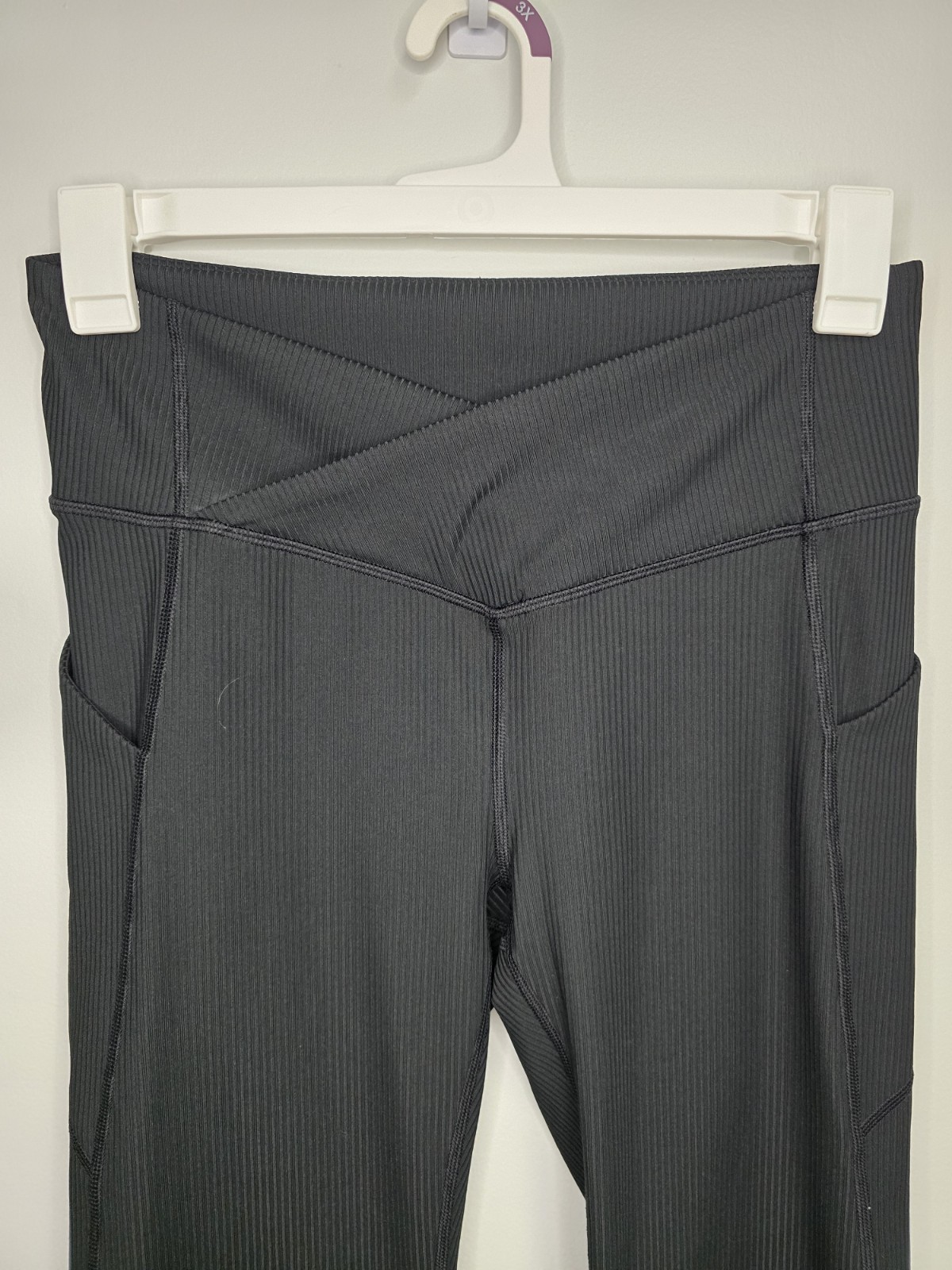 Fabletics high-waisted crossover black leggings L… - image 2