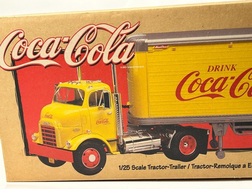 Ertl 1/25 Scale Diecast 1954 GMC Coca Cola Semi with Great Dane Trailer with Box - Picture 6 of 21