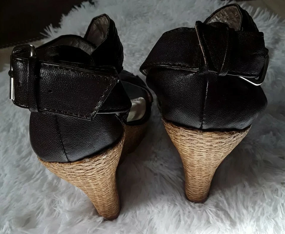 Sandalias Charlotte Russe para mujer con correa de cuña talla 8 marrón Foto 4 de 4