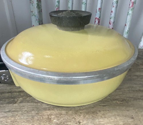 Vintage Harvest Yellow Small Lidded Frying Pan Skillet Retro Kitchen Aluminium - Picture 7 of 12