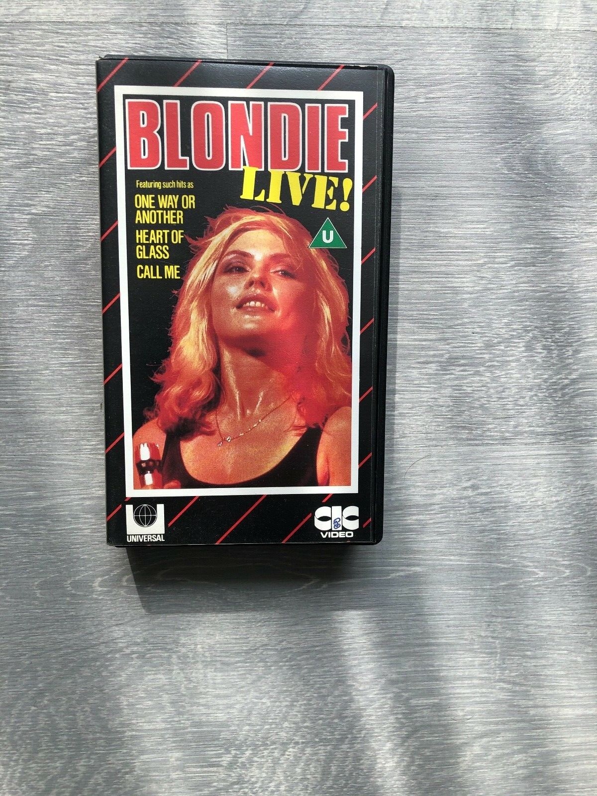 Picture 1 of 1