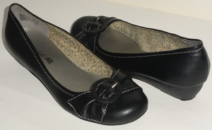 payless slip on shoes