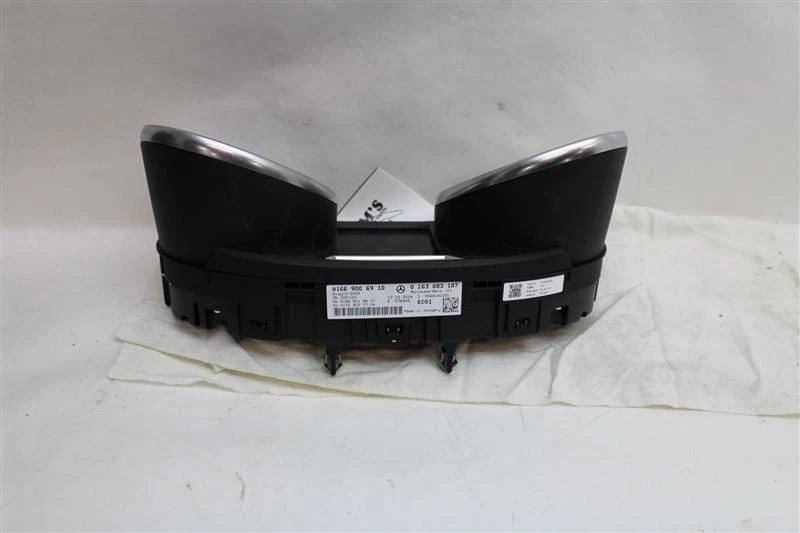 CLUSTER VELOCÍMETRO Gl350 Gl450 Gl550 GL63 AMG ML350 ML450 ML550 ML63 20 1153557 Foto 2 de 4