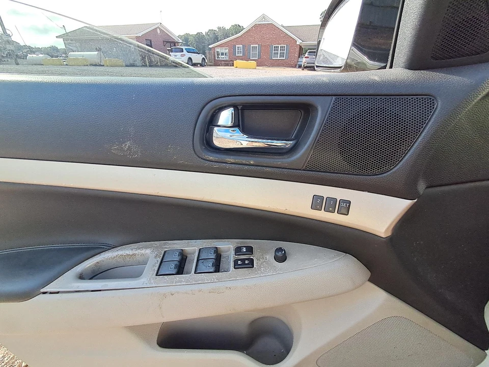 Conjunto de filtro de aire derecho usado se adapta a: Infiniti G35 VQ35HR 2008 a 12/09 derecho Foto 3 de 4