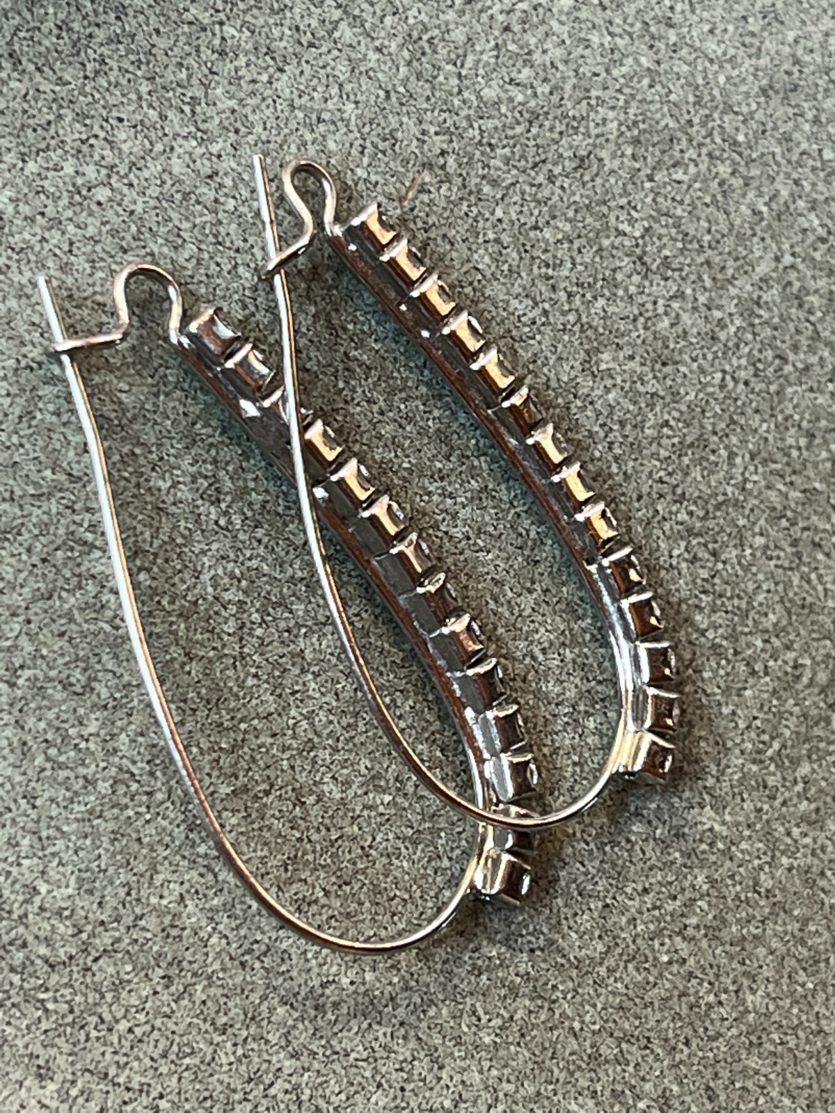 Classy Thin Silvertone Wire w Tiny Clear Rhinesto… - image 3