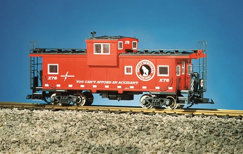 Trenes EE. UU. Escala G 12110 GREAT NORTH VISIÓN EXTENDIDA FURGÓN ROJO/PLATEADO | Zustand: New