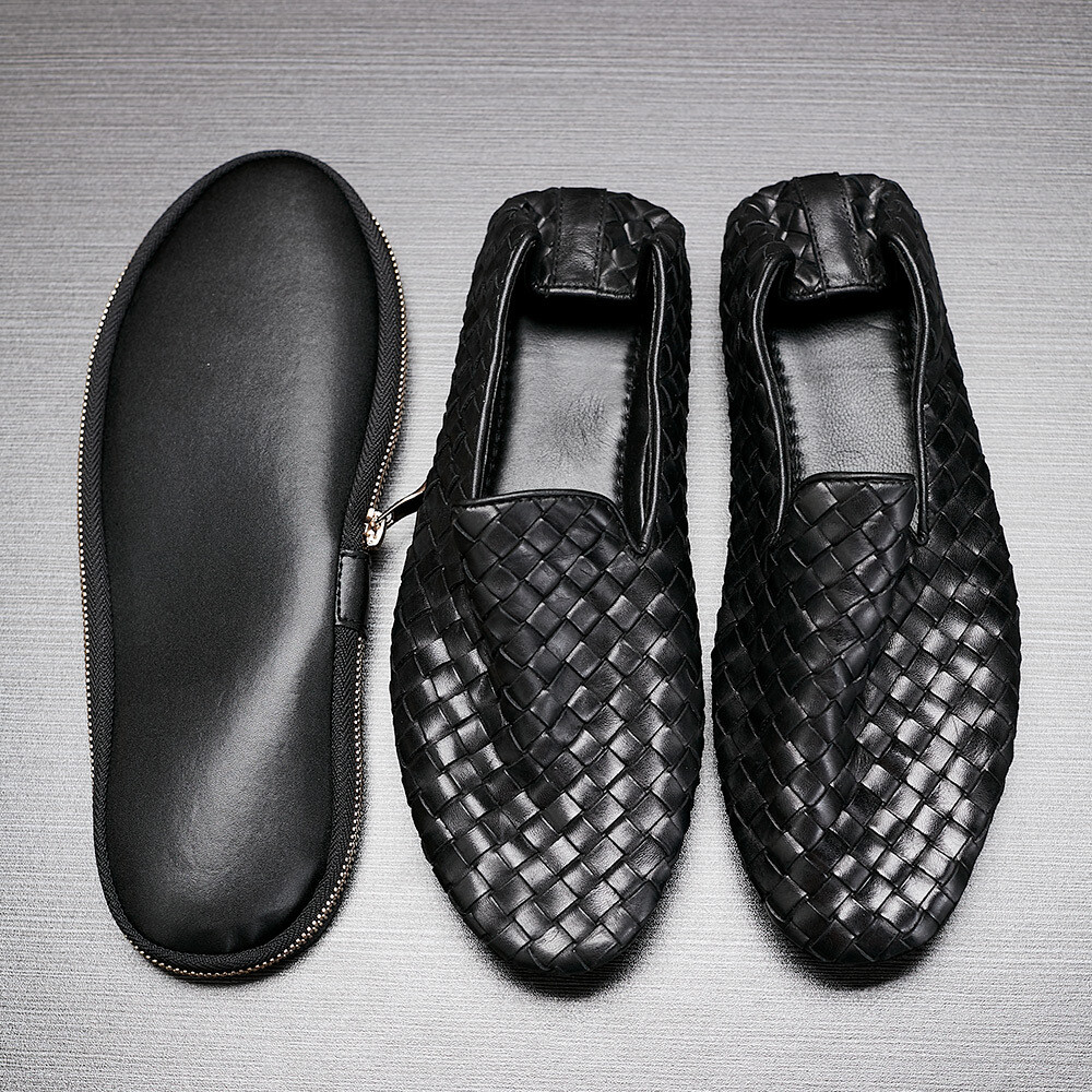 【関税＆送料込み】Bottega Veneta Woven Leather Slides Shoe Bottega Veneta - Woven Leather Slippers - Black Bottega Veneta