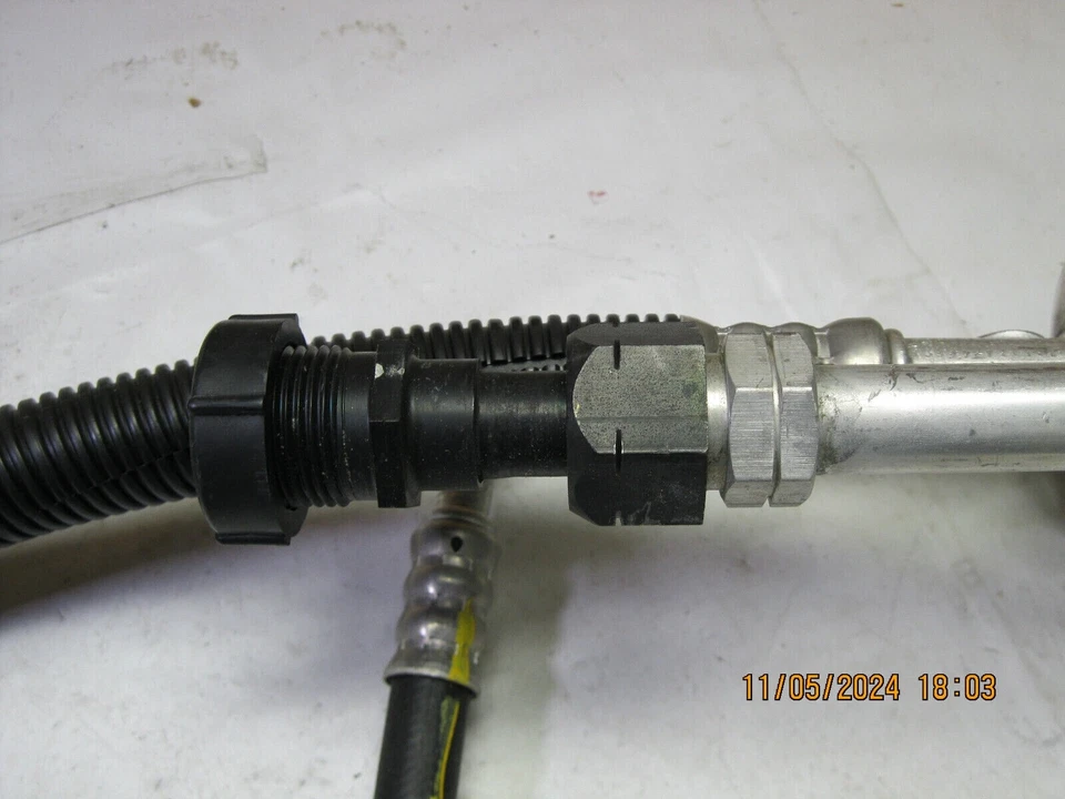 AcDelco 15-30424 A/C Compressor & Condenser Hose Assembly 15975488 Foto 3 de 4