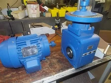 Sumitomo 1.5 HP SM-CYCLO 3 Phase Premium Induction Motor and Reducer