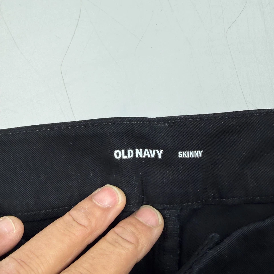 Old Navy Women's Skinny Chino Pants Size 2 Black Cotton Blend Slim Tapered Leg - Image 4 of 4