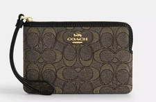 Coach Corner Zip Wristlet In Signature Jacquard NWT Charcoal Gold