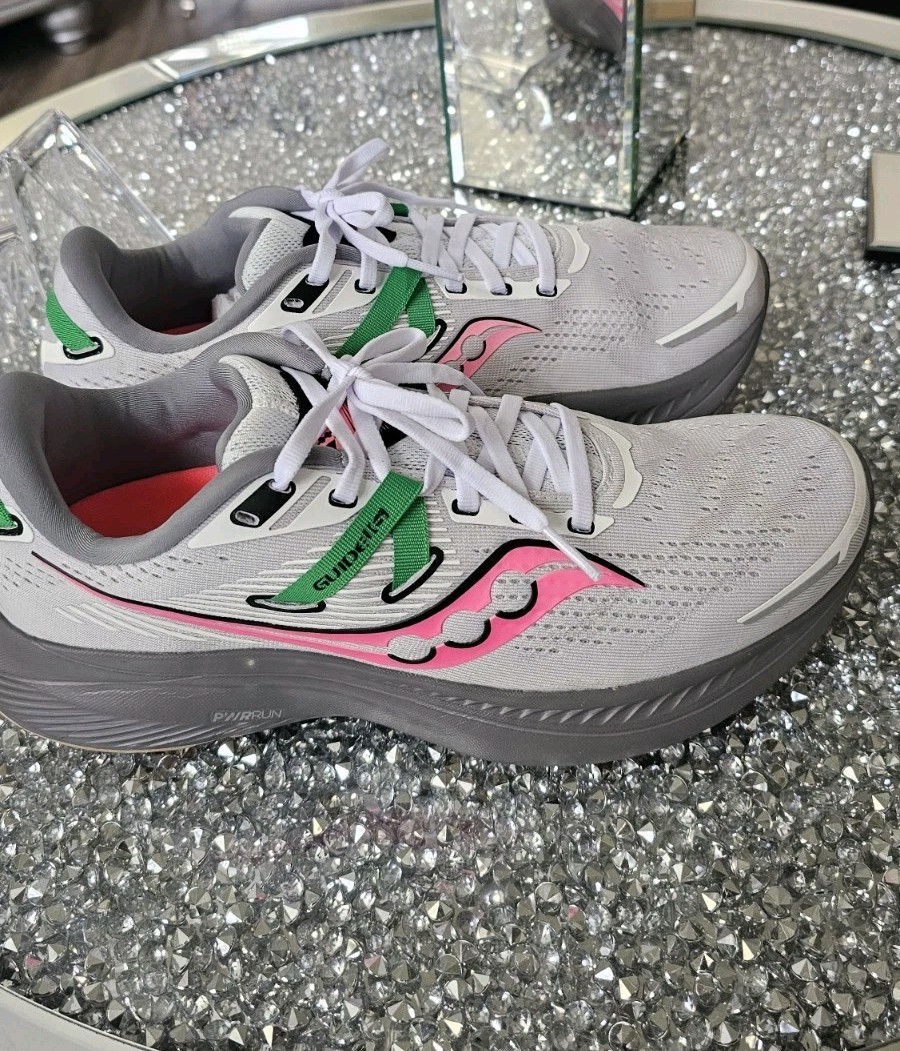 NIB  Saucony Guide 16 White Pink Gravel WOMEN'S SIZE 10.5 thumbnail 2