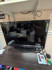 Dynex TV With Base DX-32L152A11 32 720p HD LC...