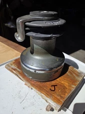 Lewmar 44 Wave Grip 44st Self Tailing Two Speed Sailing Winch  INV: J