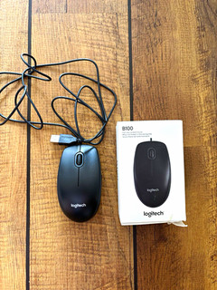 Logitech B100 USB kabelgebundene Maus optisch 800 DPI 3 Tasten Schwarz