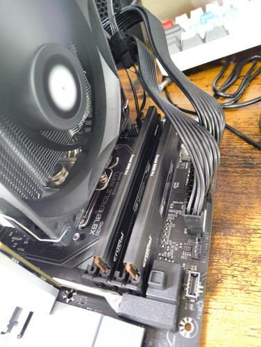 Gigabyte X870 EAGLE, WIFI7, AMD AM5, ATX, DDR5, 3x M.2, 3x USB-C - LIRE DESC. - Photo 19/19