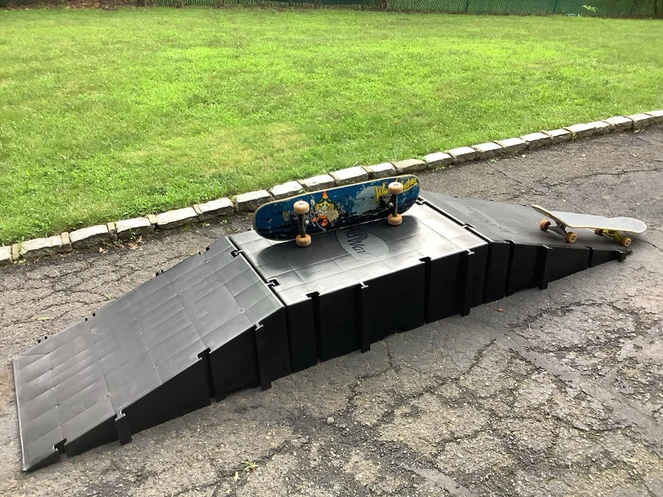 NJ LOCAL PICKUP LandWave Skate RC BMX Rampa de Snowboard Palco - Conjunto de 3 Peças - Imagem 3 de 4