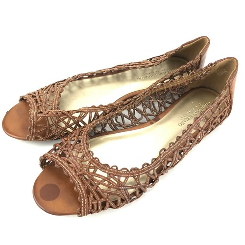 new balance sandals arch support