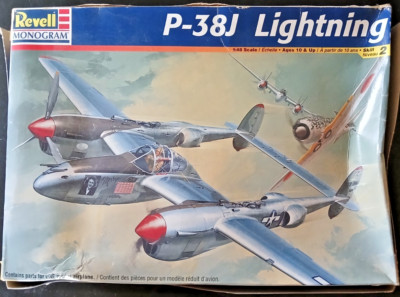 Revell Monogram P-38J  Lightning 1:48 Scale Model Kit 85-5479 Open Box .
