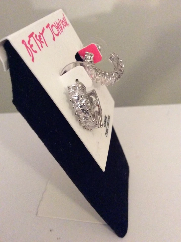 $35 Betsey Johnson кубический цирконий серебро ToneOpen серьги # EE 401 - Изображение 2 из 2