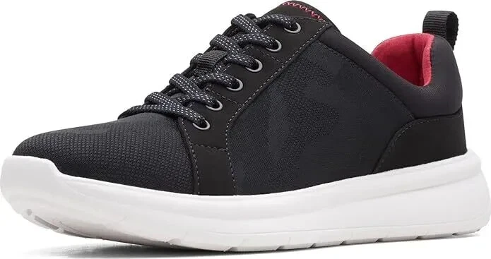 Sneaker Clarks da donna in pizzo nero mimetico NUOVE taglia 6 5 N