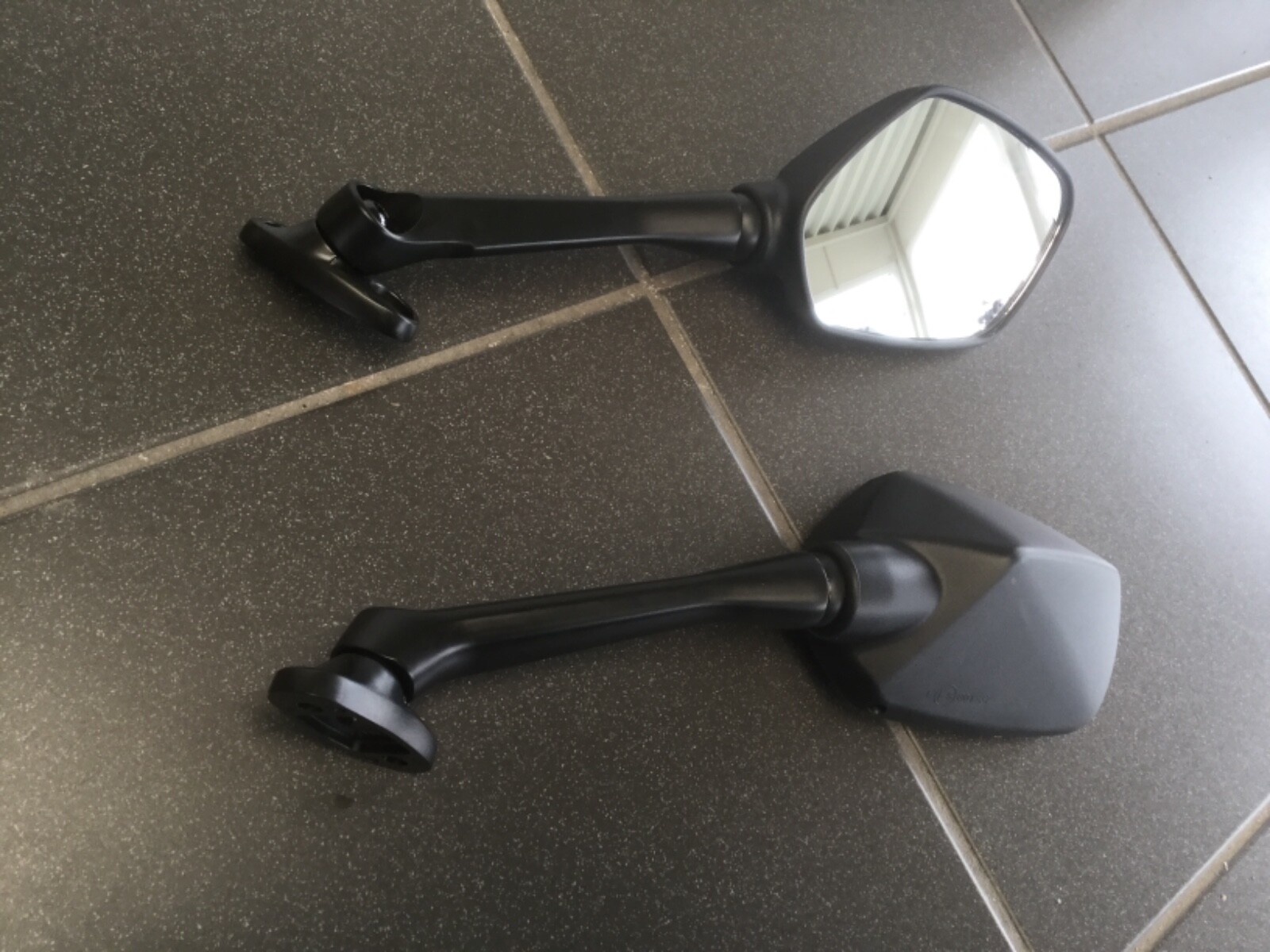 HONDA CBR650F RC74 Bj 2014 16 SPIEGEL PAAR Links Rechts MIRROR Neuware honda-cbr650f-rc74-bj-2014-16-spiegel-paar-links-rechts-mirror-neuware