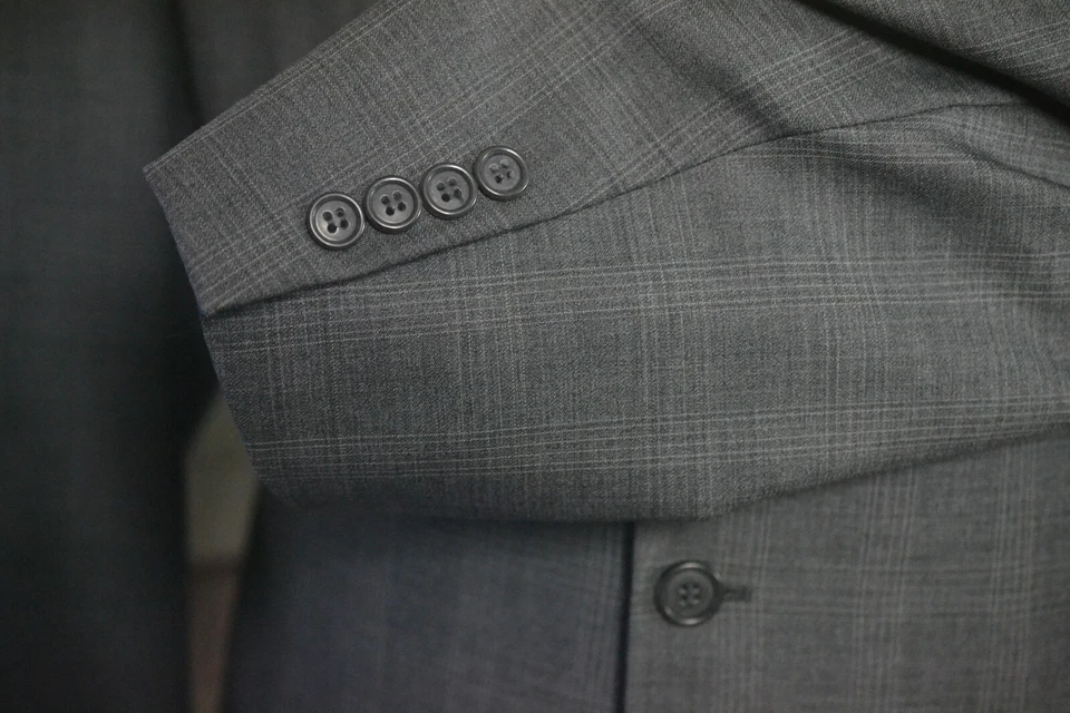 Perry Ellis Mens Gray Wool Scotch Plaid Pleated 2pc Suit 48L Jacket 40x28 Pant - Image 3 of 4