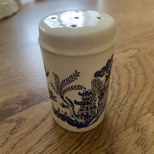 Vintage Ringtons Palissy Royal Worcester Spode blue & white willow pepper pot