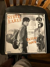 Steve Earle Guitar Town Vinyl Record 1986  Record MCA-5713 LP Vinyl Is VG +-VG+