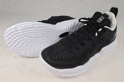 Under Armour Flow Ace Low Sneakers Men s Size 9 Black White Basketball Shoes NWO