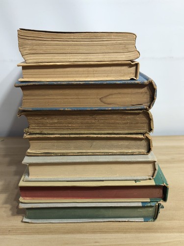Book Lot 8 Old Antique Vintage Books Chic Distressed Library Staging Decor Prop - Picture 15 of 23