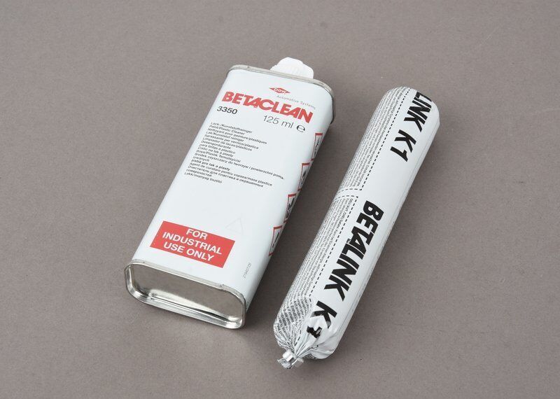 NEW GENUINE BMW 1 2 3 4 5 7 X5 X6 Z4 SERIES BODY PANEL TRIM ADHESIVE