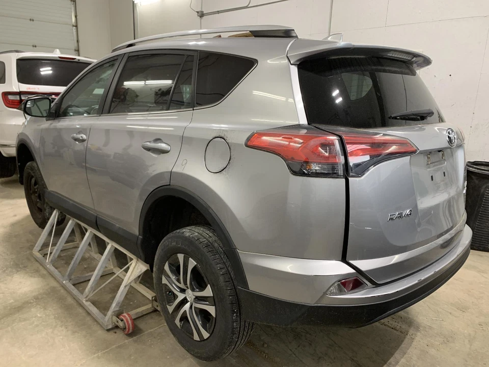 Used Spare Tire Wheel fits: 2016 Toyota Rav4 114mm 4-1/2`` bolt circle 17x4 spar - Image 2 of 4