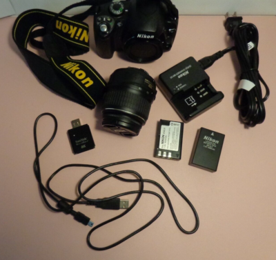 Nikon D40 6.1MP Digital SLR Camera💗Bundle-Nikon DX/Charger/2