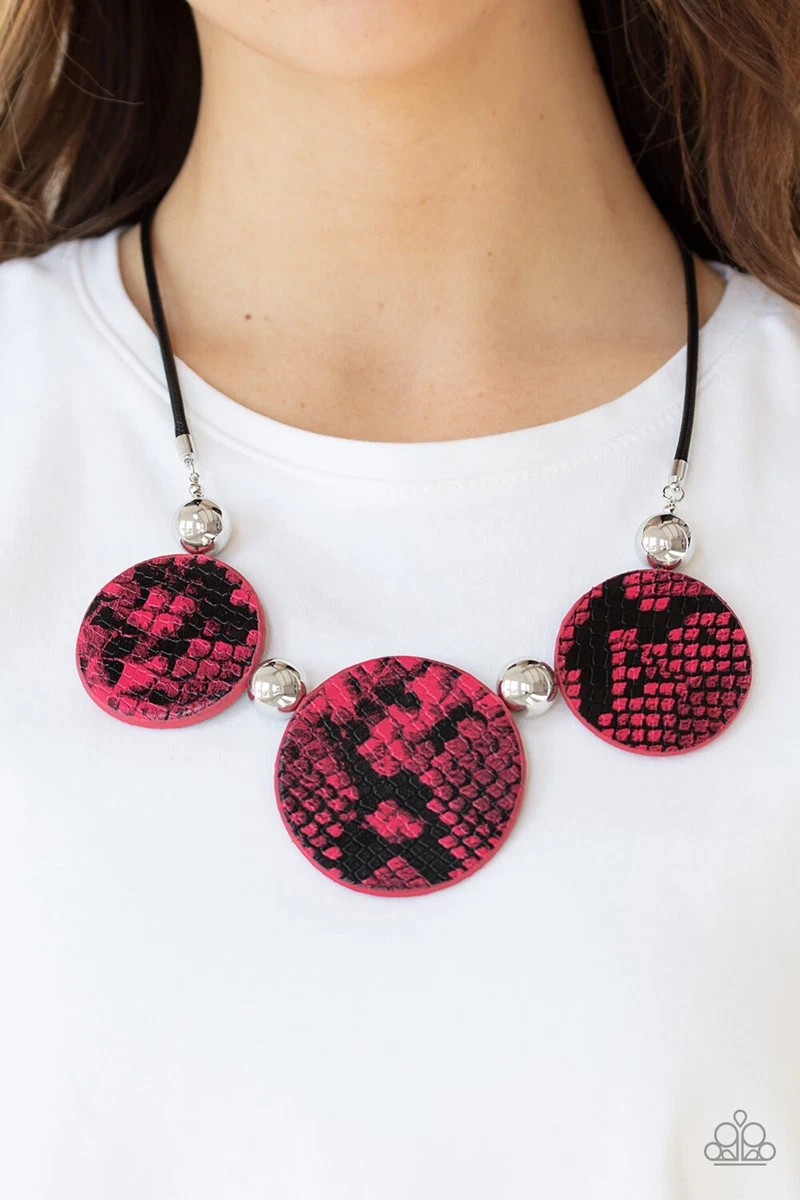 Viper pit pink necklace paparazzi deals