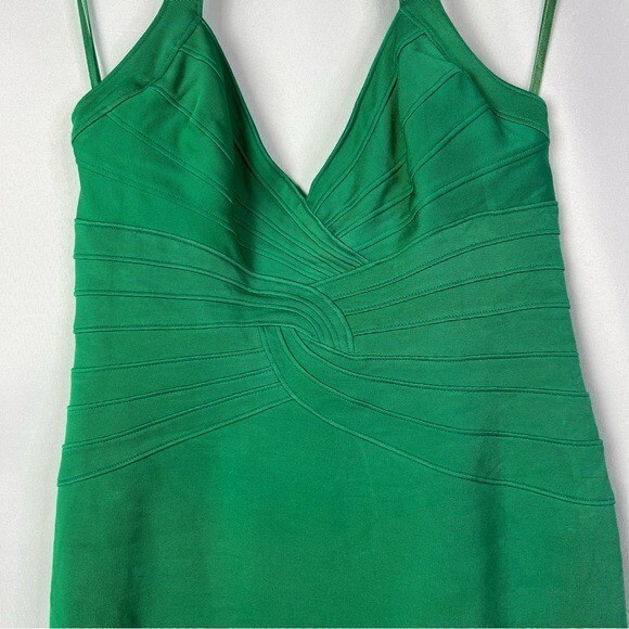 emerald green bcbg dress Pleated Gown – BCBGMAXAZRIA