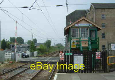 Photo 6x4 Signal box and level crossing on Railway Road Downham Market Vi c2017
