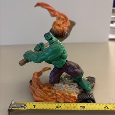 Toy Biz Marvel The Hulk Figure Factory w/ Flaming Tank Statue 2005