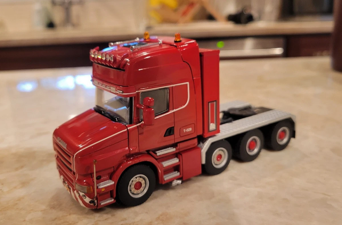 Литые модели и игрушечные транспортные средства WSI Scania 1:50