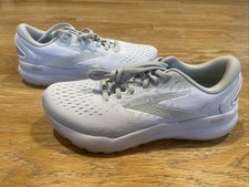 Women's Brooks Ghost 16, White/White/Grey, 7 Medium US