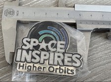 Pin’s Higher Orbits Space Inspires neuf – rare – spatial / NASA / STEM